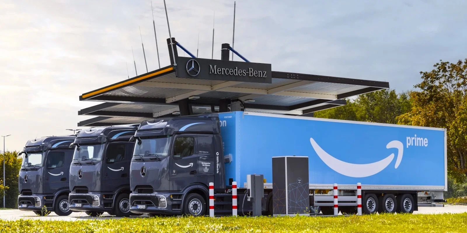 Amazon Accelerates Electrification with Mercedes-Benz eActros Deployment in Germany