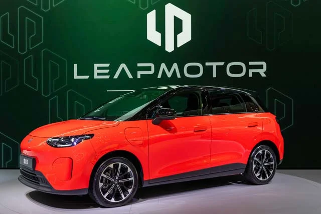 Leapmotor B03: A Compact Electric Hatchback with Impressive Range and Versatility