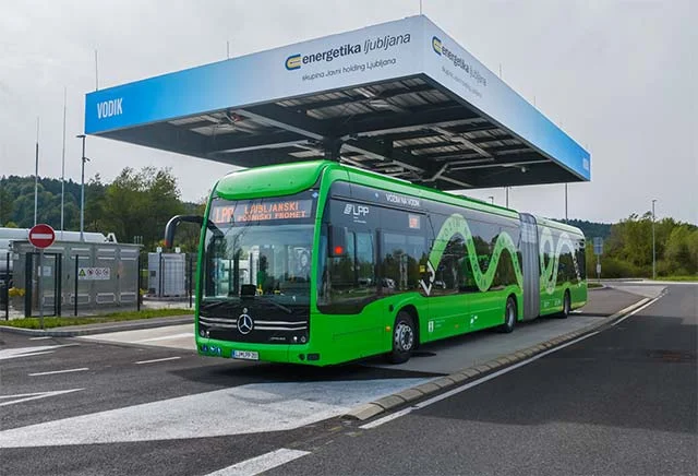 Ljubljana Adds 35 Electric and Fuel-Cell Mercedes-Benz Buses to Its Public Transport Fleet