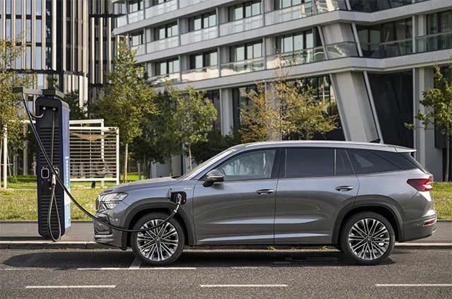 Skoda Kodiaq Gets 200 kW Plug-In Hybrid Powertrain and New Laurin & Klement Trim